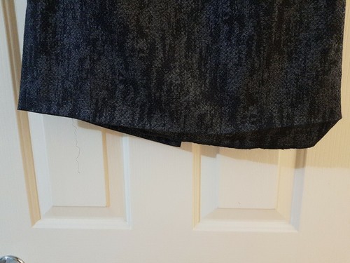 David Lawrence Dark Grey A Line Knee Length Skirt with Subtle Pattern & Sparkle - Bild 5 von 5