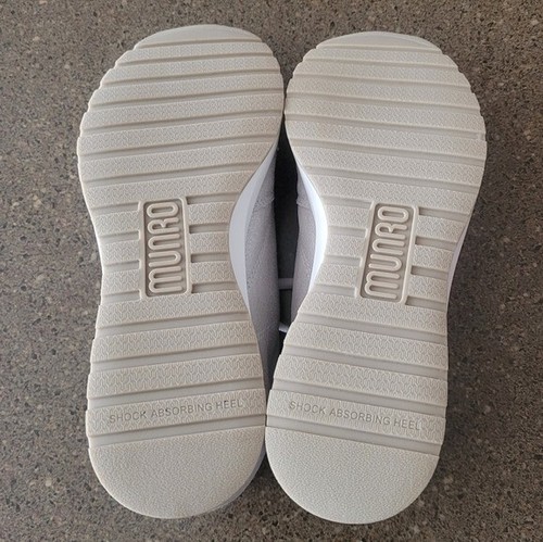 Munro Sutton Sneaker White Metallic Silver Combo - Picture 6 of 8
