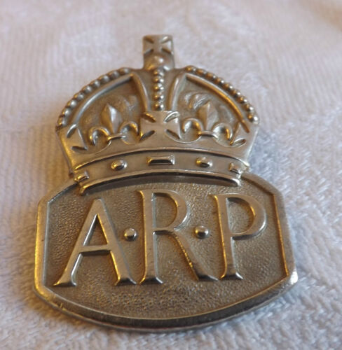 Militär WWII Silber ARP Luftangriff Vorsorge Heimat Front Abzeichen Knopfloch (2430)