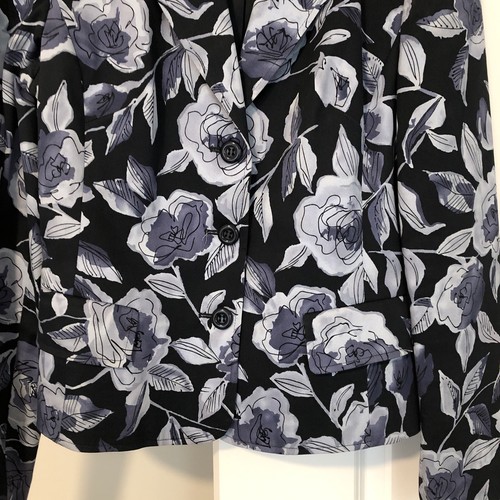 Casual Corner Stretch Blue Floral Print Blazer ~ Button Front ~ Size 10 - Picture 3 of 4