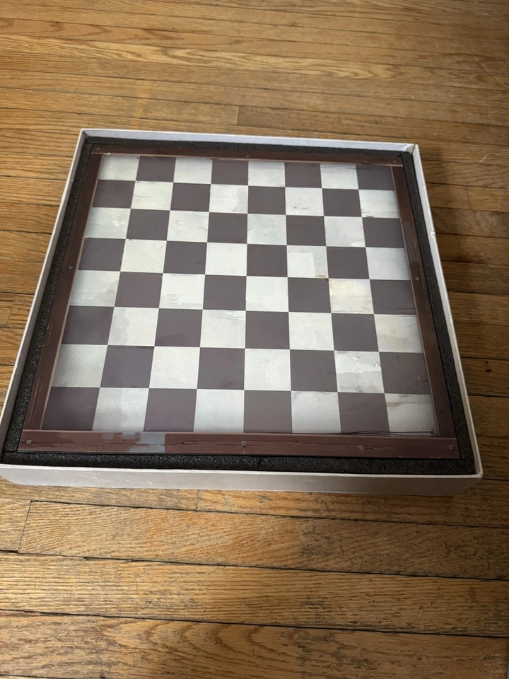 RARE Team Fortress 2 TF2 Chess Set 2013 Wizkids NO CODE - EXCELLENT CONDITION - Image 4 of 4