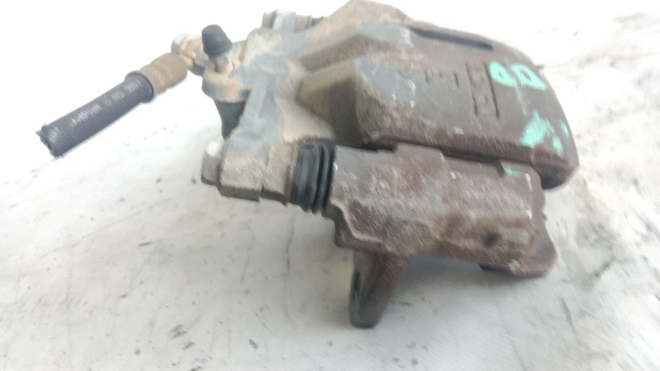 4775005060 PINZA FRENO DELANTERA DERECHA / 2419449 PARA TOYOTA COROLLA LIFTBACK - Imagen 2 de 4