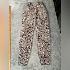 Athleta salutation textured jogger XXS