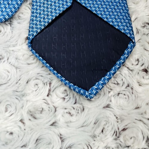 HERMES Necktie Tie Blue all-over pattern 100% Silk made in France J7906 - Picture 6 of 24