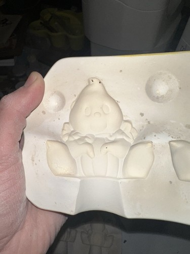 Vintage Clay Magic J1069 Two Tiny Pumpkin Belly Ghosts Slip Mold 1993 Halloween - Picture 12 of 15