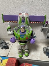 Toy Story  Buzz Lightyear signature collection