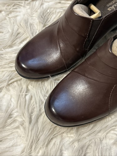 CLARKS Bendables Women’s Shoes Sz 6 Ingalls Divine Brown Heel Slip On Dress NIB - Picture 5 of 10