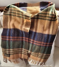 Vtg 80's Handcraft Inc Elliott Gant West German Wool And Viscous Plaid Scarf
