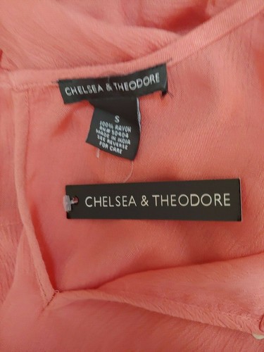 Chelsea & Theodore Womens Top Sz Small Pink Boho Flare Sleeves Keyhole Back - Picture 6 of 7