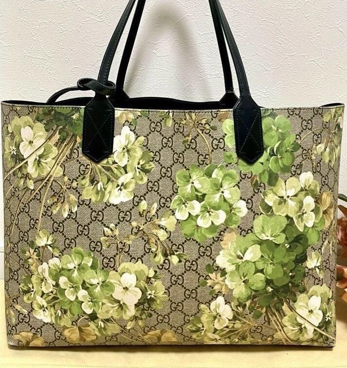 Sac fourre tout Gucci GG Blooms Supreme 2 voies réversible fleur vert toile cuir