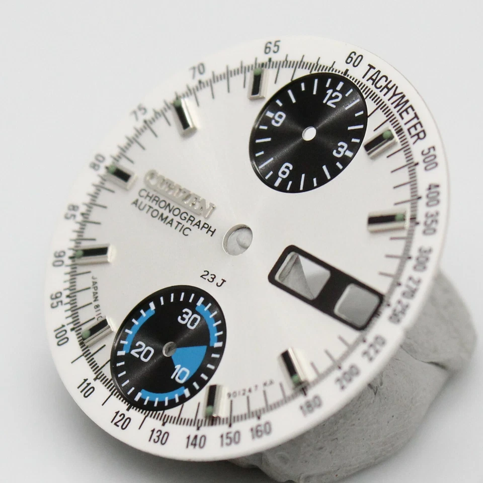 Dial Citizen 8110 Cal. 67-9038 Speedy esfera Panda plateada y negra azul 901247 Foto 3 de 4