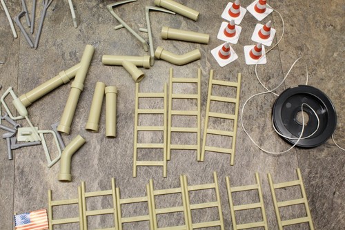 VINTAGE PLAYMOBIL CONSTRUCTION SUPER DELUXE SET YT10 - Picture 10 of 11