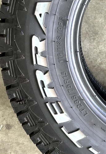 MPC-24 LT235/75R15 116/113S 10PR AT-TERRAIN TYRE (USED 60% TREAD) - Picture 3 of 7