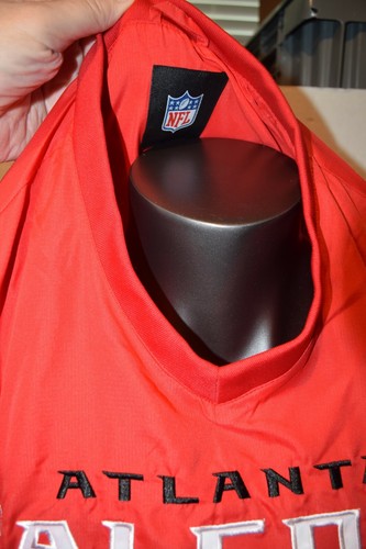 Men's Atlanta Falcons G-III Sports by Carl Banks Red Gridiron V-Neck Pullover - Picture 4 of 10