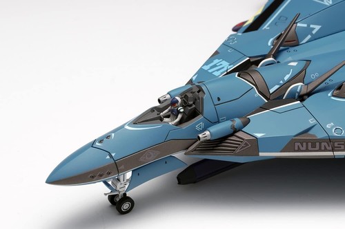 Wave Macross F VF-171 Nightmare Plus General Machine 1/72 scale Total lengt - Picture 8 of 9
