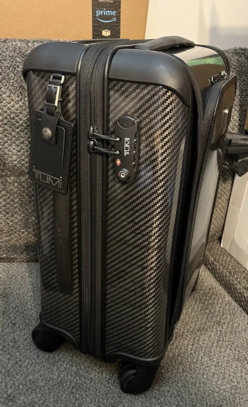 Tumi light weight International Expandable Packing Case - Picture 2 of 10