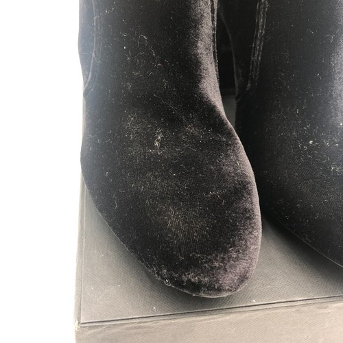 Guess Studded Booties Boots Womens Size 8.5 M Black Velour Studded Back Zipper - Picture 6 of 21