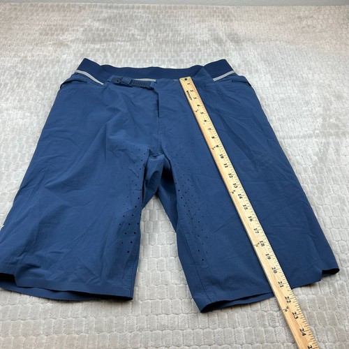 Fox Attack Mens 34 Blue Mountain Biking Water Shorts Outdoors Belted - Picture 9 of 12