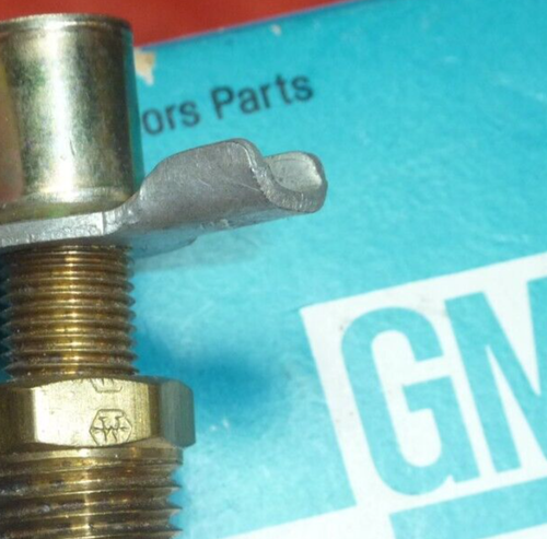 NOS GM 511771 Weatherhead Petcock Radiator Drain Valve Corvette Camaro Chevelle - Picture 4 of 4