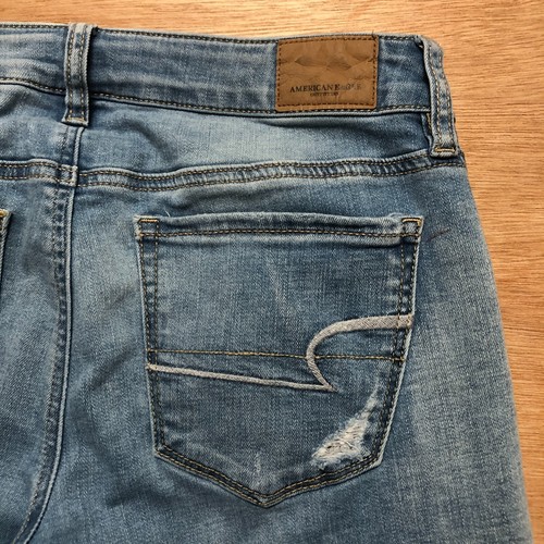 American Eagle Outfitters Jeans Sz 4 Short Super Stretch Distressed - Picture 12 of 17