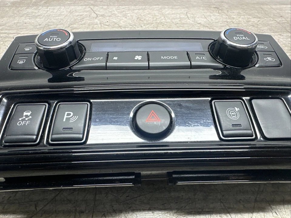 27500EZ20B I 16 - 21 NISSAN TITAN HEATER A/C CONTROL Blind Spot Alert OE Tested - Изображение 3 из 4