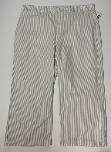 NWT Old Navy White Pinstriped Pants Womens Petite Size 18P Cropped Capris - Picture 2 of 7