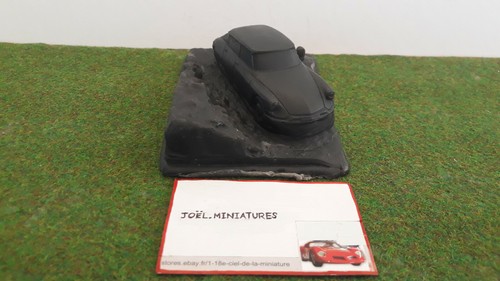 Très beau DIORAMA CITROËN DS en relief massif en résine noire moule ? à peindre? - Imagen 4 de 5