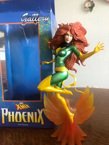 Diamond Select Toys Gallery Phoenix 2018 10"" PVC diorama Jean gris Marvel X-MEN