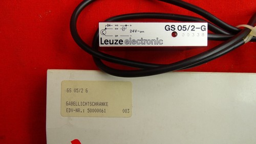 Leuze Electronic GS 05/2-G Fork Light Barrier 2 mm Width 10-30 VDC #SK-25-5 - Picture 2 of 2