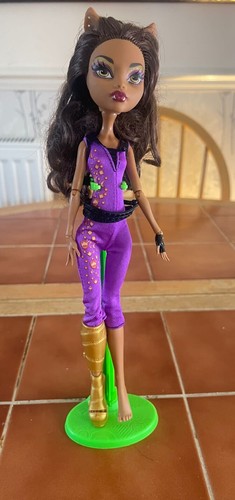 Monster High Clawdeen Wolf Music Festival Doll