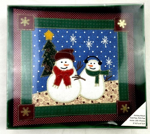NIB Holiday Photo Album Acid PVC Free Holds 200 Photos 3 X 5 and 4 X 6 Christmas - Picture 2 of 9