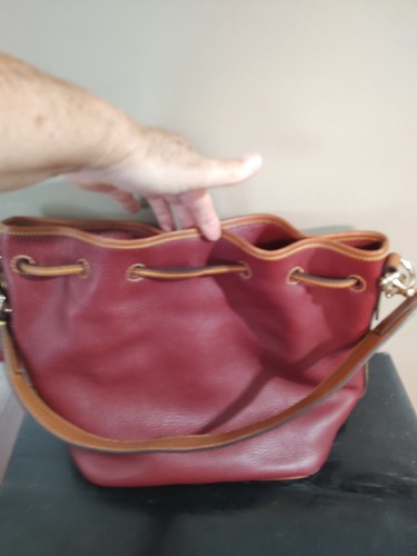 DOONEY & BOURKE Burgundy Drawstring Bucket Pebbled Leather Bag - Bild 10 von 21