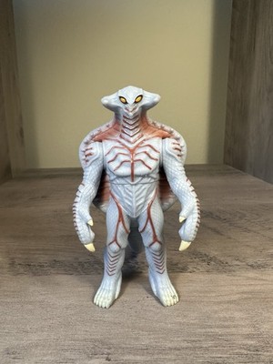 Bandai Ultra Monster Taiketsu Set Alien Bogar Ultraman Mebius US STOCK