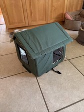 Collapsable Small Dog/Cat House