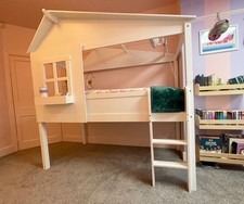Noa & Nani Inka Treehouse Bed with Roof & Window
