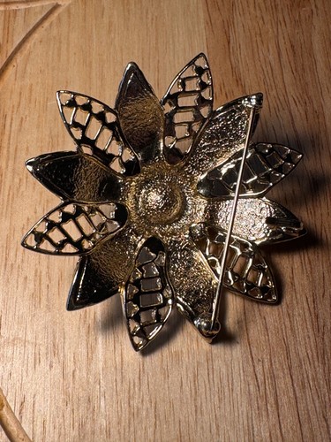 Vintage Cathe Brooch Silver Tone Rhinestone Amber Center Flower Daisy J136 - Picture 2 of 3