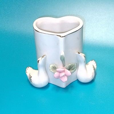 Vtg Ceramic Double White Swan Pink Flower Bud Vase - 3'' Heart Shaped Pen Holder
