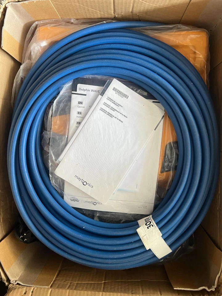 Maytronics Dolphin Wave 100 Robotic Pool Vacuum Cleaner - **NO US CUSTOM FEES** - Image 3 of 4