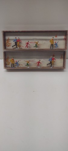 Vintage Merten Miniaturen Set 2150 Damen Skibox Made in Germany, Berlin West
