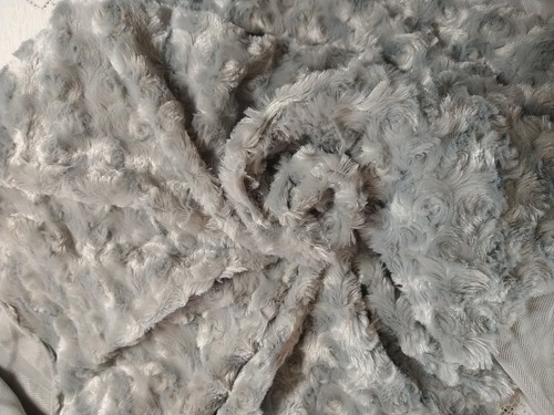 Remnant Minky Silver Rosebud Swirl Fabric Plush Faux Fur 26" L x 62" Wide + TAIL - Picture 1 of 4