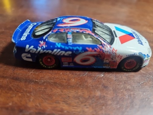 Toy Diecast Car Pro Racing Mark Martin #6 Valvoline 1:64 Diecast - Picture 3 of 10
