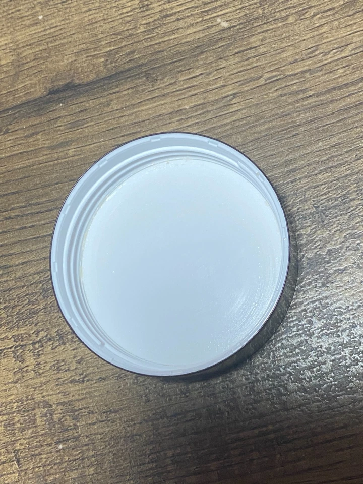 Crema Caudalie Premier Cru La - 1,6 fl oz - FRASCO VACÍO Foto 3 de 4