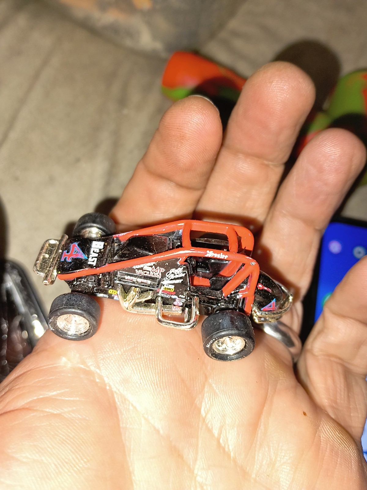 Picture 1 of 3