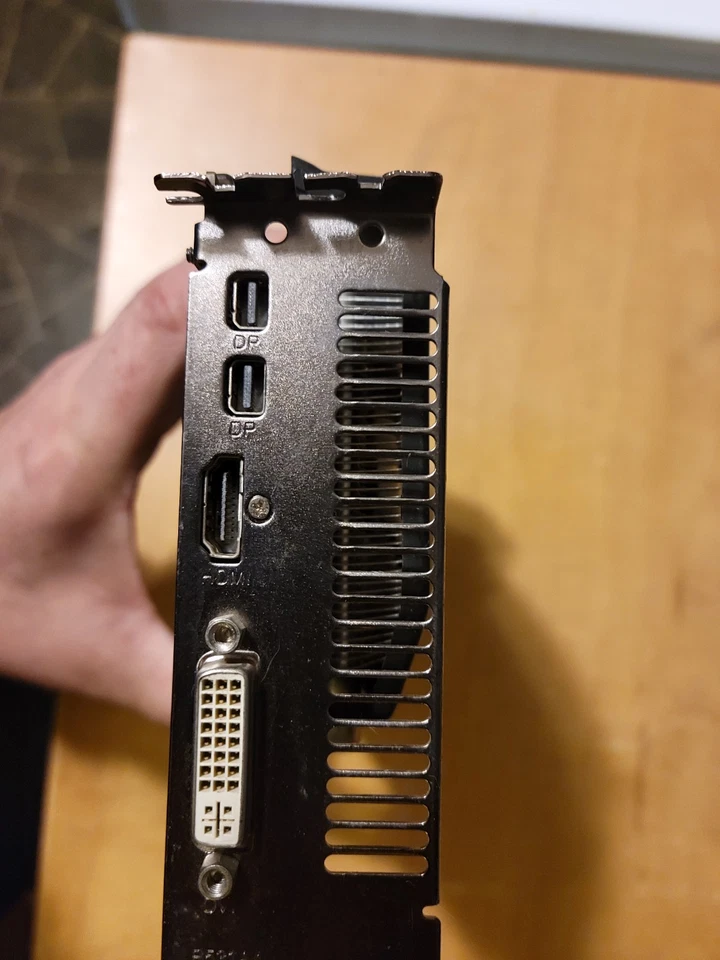 PowerColor Radeon HD 7950 3GB GDDR5 PCI Express 3.0 x16 AX7950 3GBD5-2DHPP - Image 4 of 4