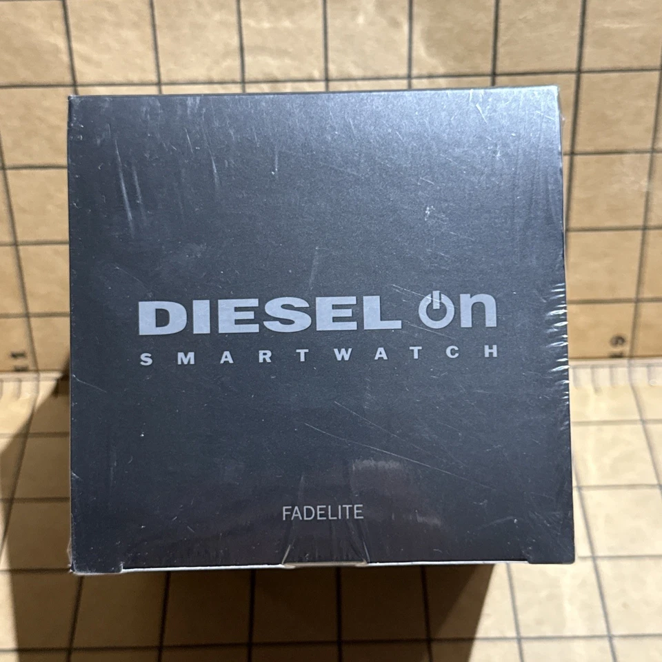 Diesel On SmartWatch Wear OS By Google Brand New/In Box Fadelite DZT2018 - Image 2 of 4