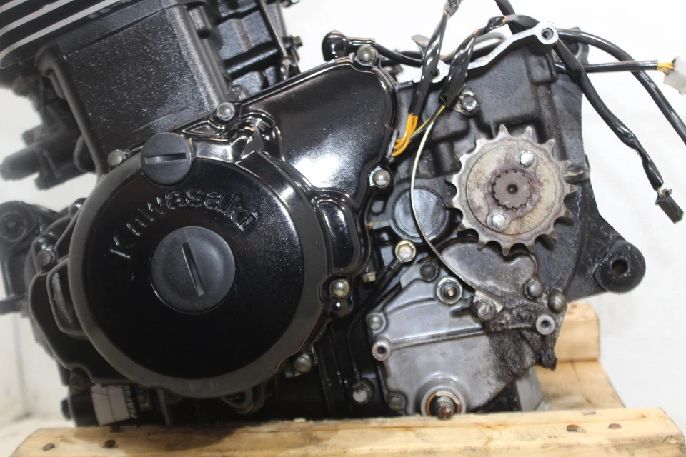 97-09 KAWASAKI NINJA 500R MOTOR CORREDOR Foto 2 de 4