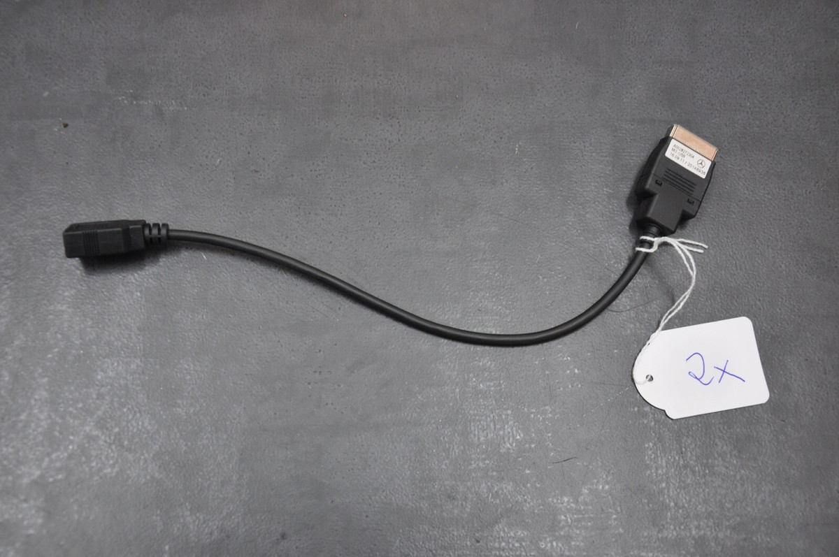 Mercedes-Benz CLA Coupe C117 USB Connecting Cable