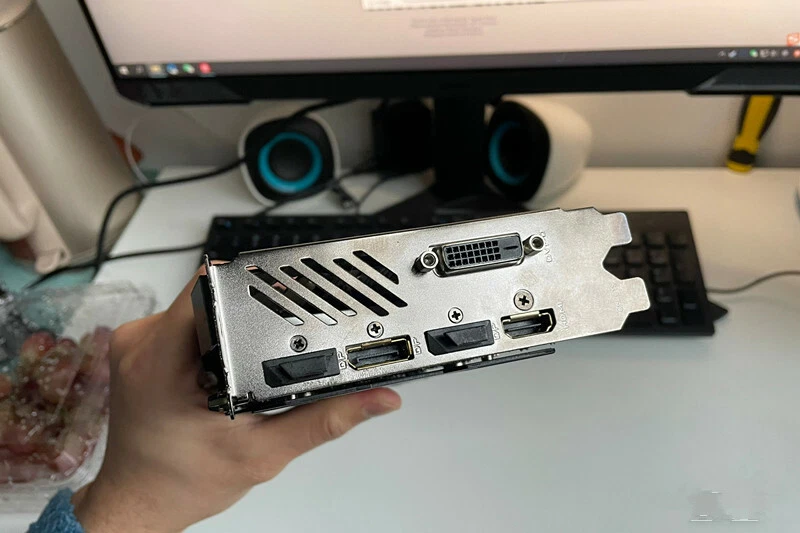 GIGABYTE GeForce GTX1080 G1 Gaming 8GB GDDR5X Graphics Card Video Card DVI HDMI - Image 4 of 4