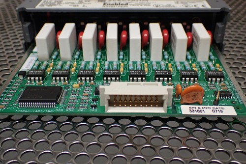 Spectrum 1746SC-IA8I Ser B 8 Channel Isolated Input Module 100/120V AC/DC Used - Picture 5 of 7