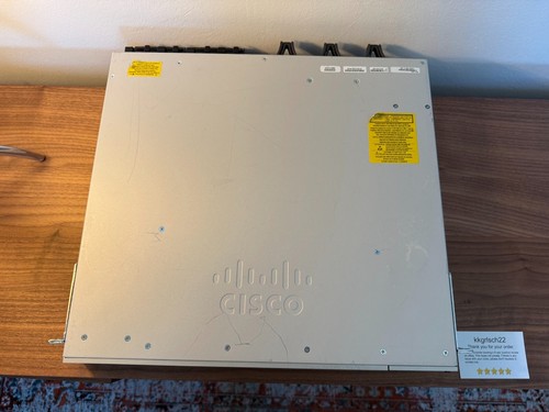 Cisco Catalyst C9300-48P-E V05 PoE+ Switch w/ C9300-NM-8X 10G Module and 2x PSU - Afbeelding 4 van 4